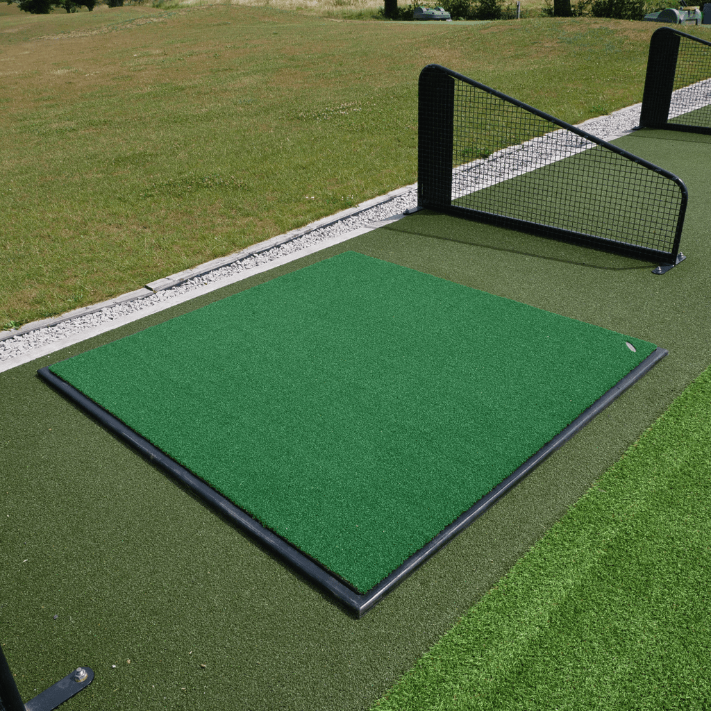GolfBays Standard Hitting Mat 4'11 x 4'11 - The Closet