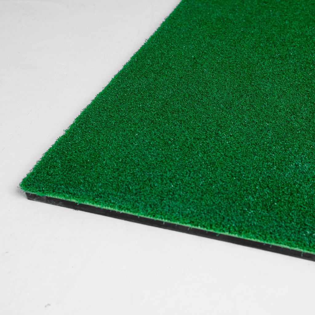 GolfBays Standard Hitting Mat 4'11 x 4'11 - The Closet