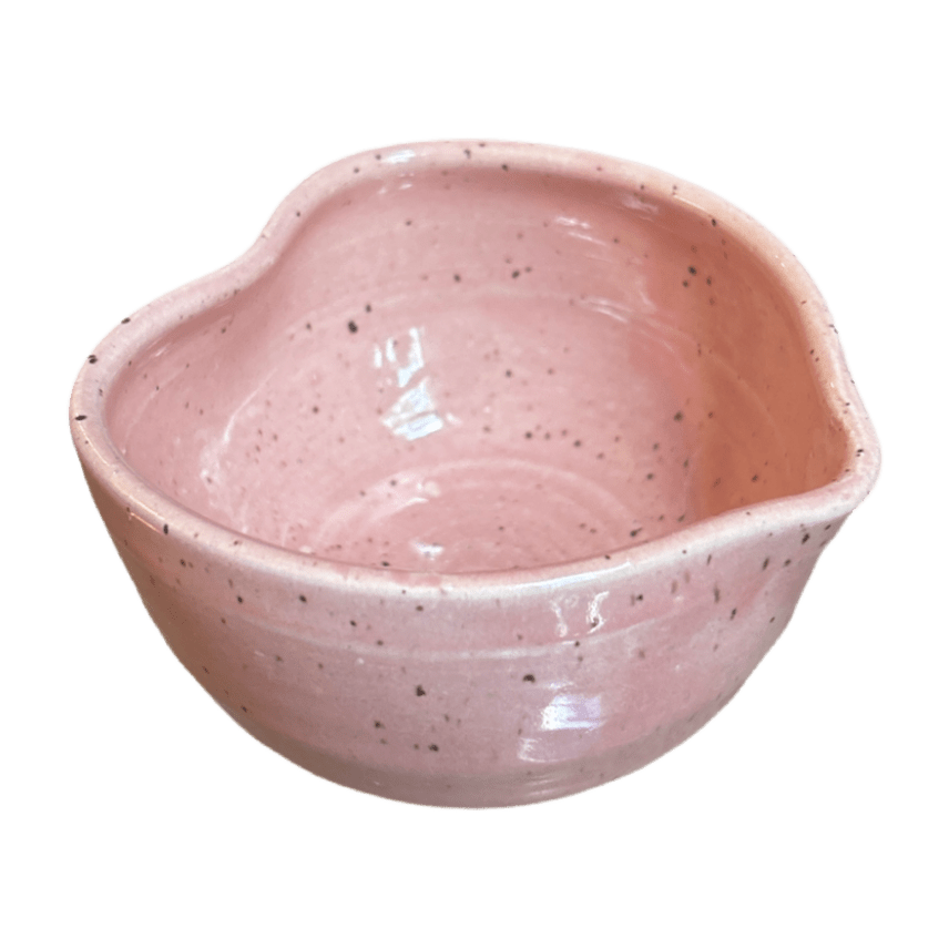 Handcrafted Heart-Shaped Matcha Bowl - The Closet